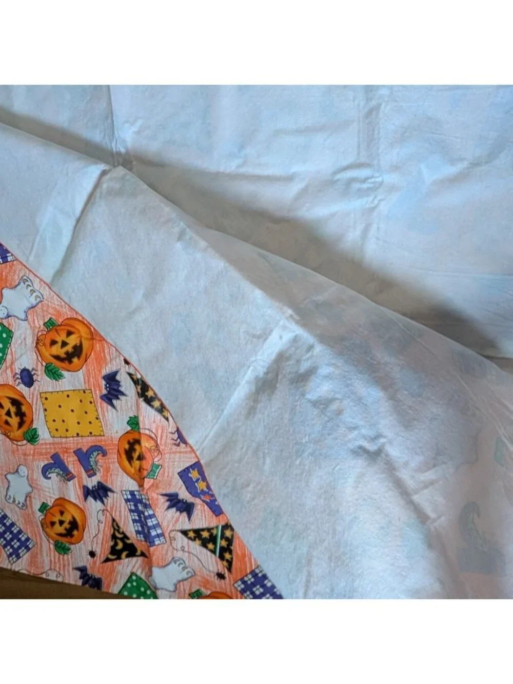 rectangle halloween tablecloth jackolantern witch hat spiders flannel back